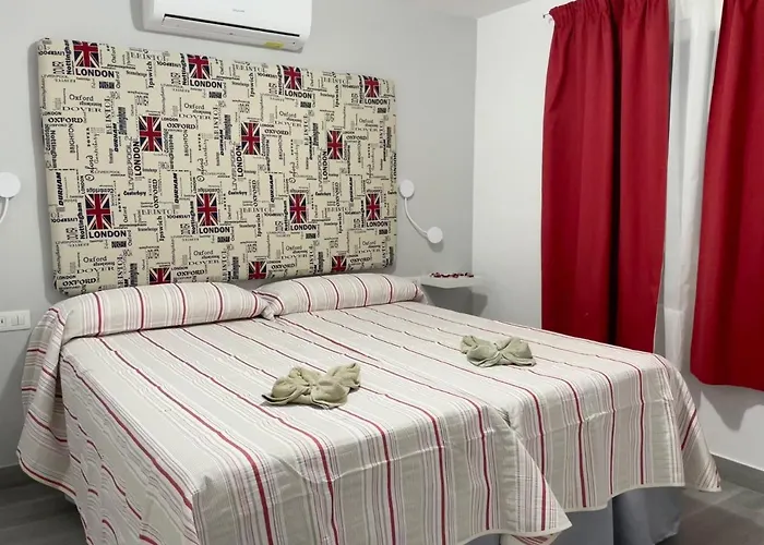 Adeje Deluxe Santa Monica Hotel *