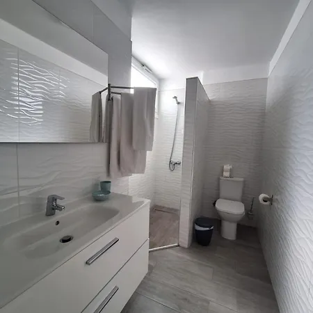 Adeje Deluxe Santa Monica מלון אדחה