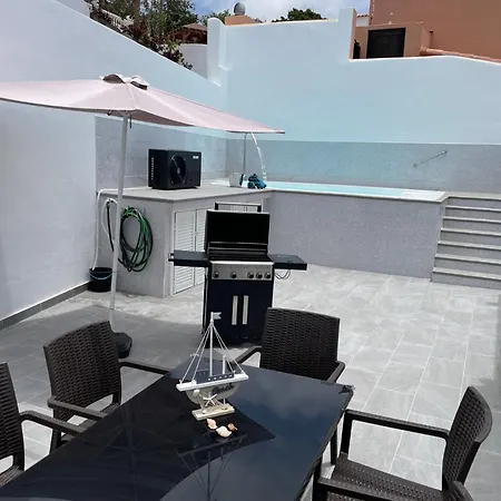 Adeje Deluxe Santa Monica Отель *