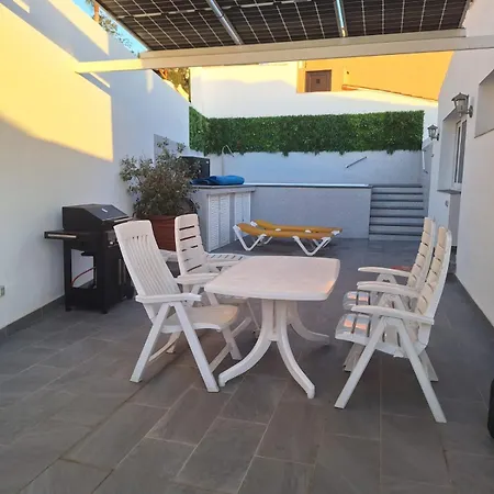 Adeje Deluxe Santa Monica * Адехе