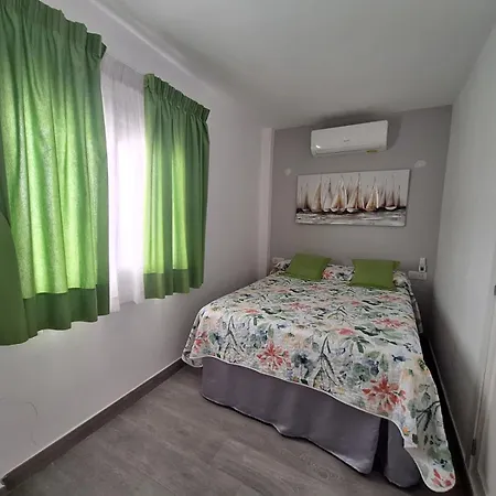 Отель Adeje Deluxe Santa Monica
