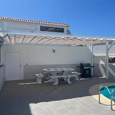 Adeje Deluxe Santa Monica * アデヘ